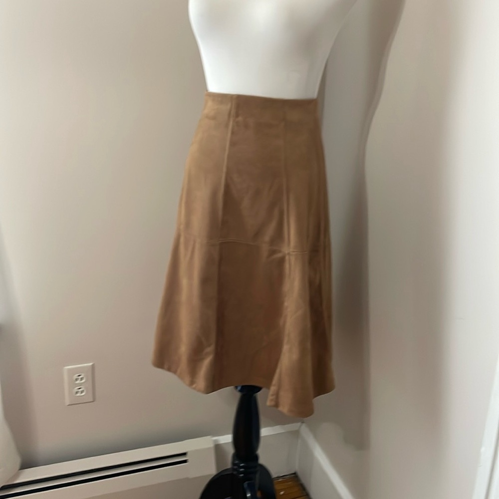 Brown knee length skirt